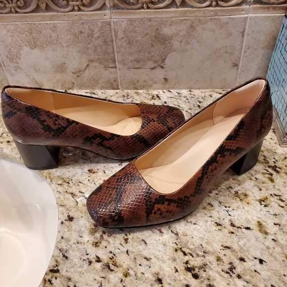 Animal print Shoes - Picture 2 of 7